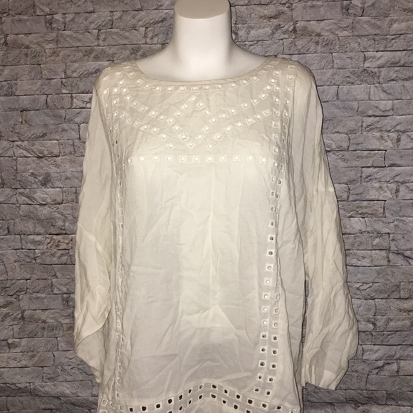 Old Navy Tops - Cute NWOT Old Navy Linen Top